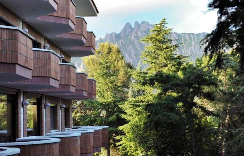 Checkin Montserrat Кольбато Экстерьер фото
